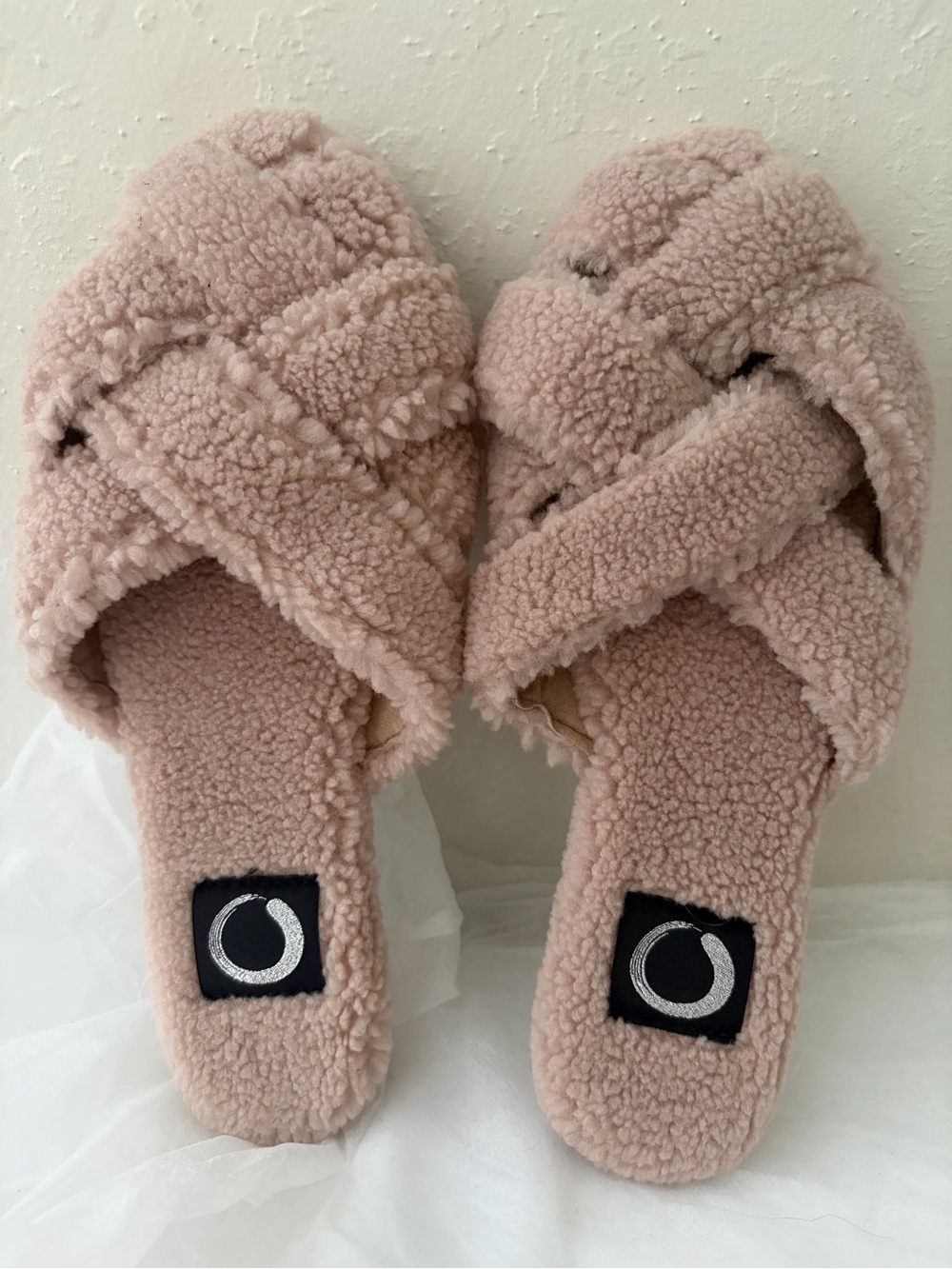 Journee Collection Plush Crisscross Slippers - Blush